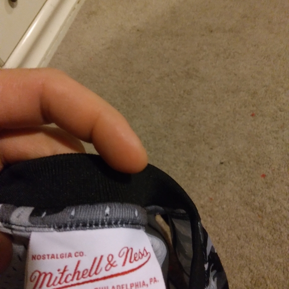 Mitchell & Ness Toronto Raptors camo Jersey - Picture 4 of 4